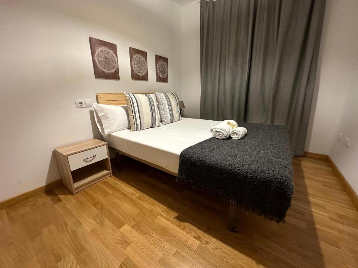 Sunrise Terrace Apartment Sarria Bagian luar foto