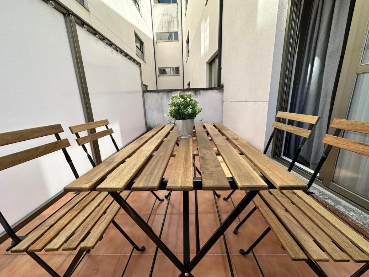 Sunrise Terrace Apartment Sarria Bagian luar foto