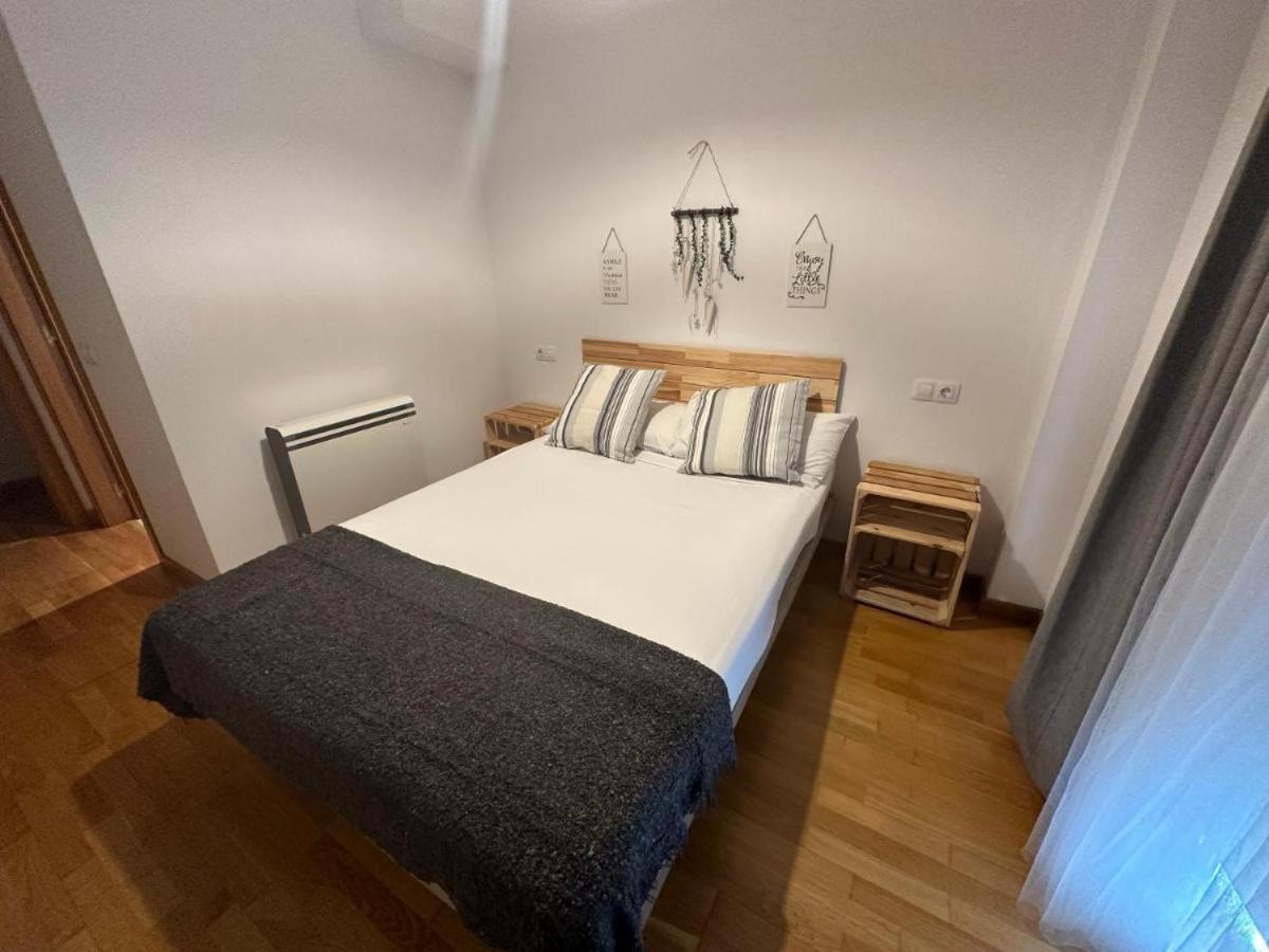 Sunrise Terrace Apartment Sarria Bagian luar foto